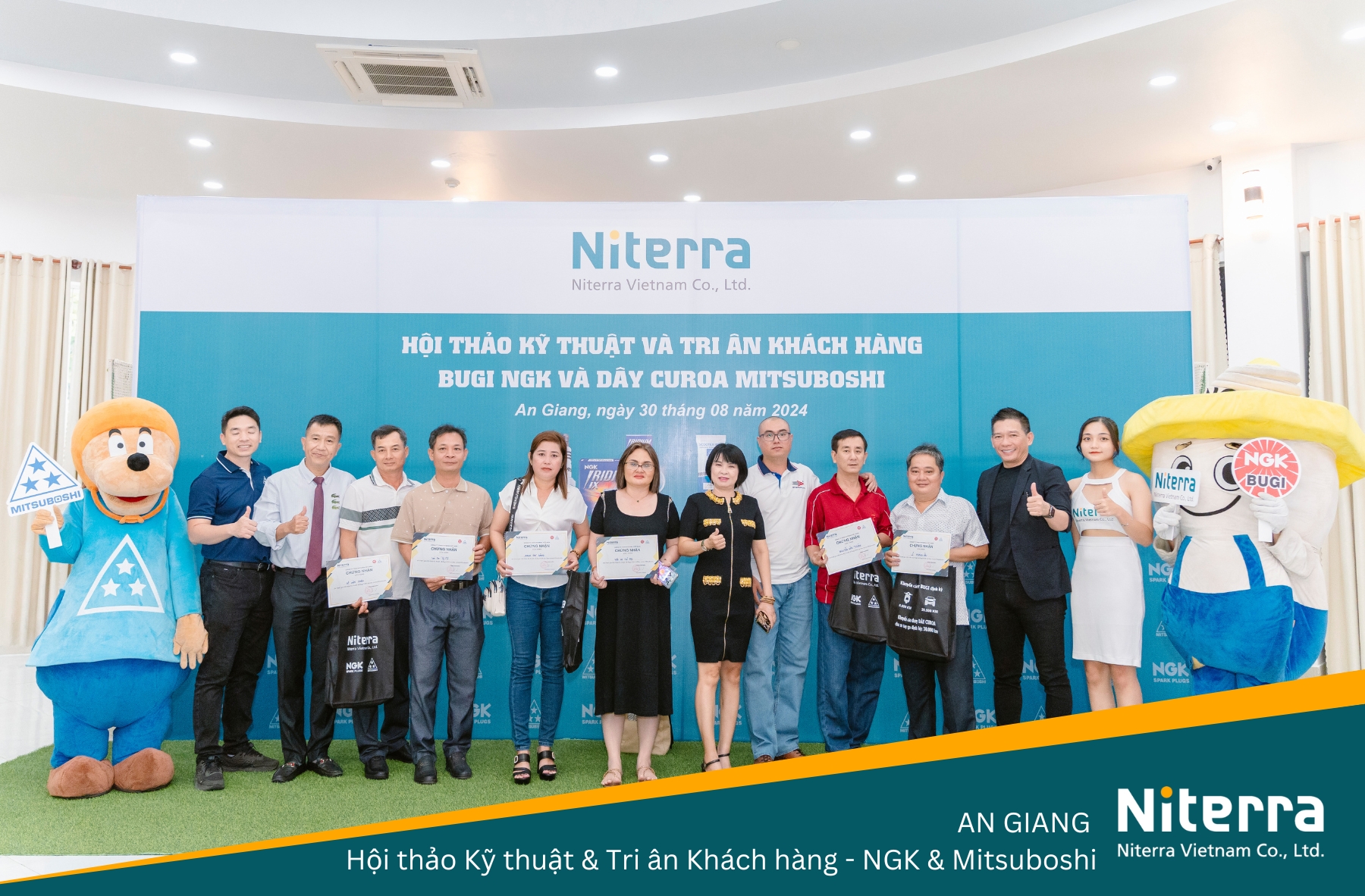 Độc đáo hội nghị khách hàng tại An Giang