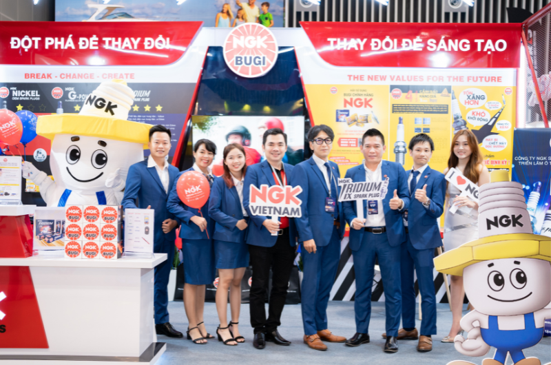 [VMS_2022] NGK Vietnam Spark Plugs "launch" high-end product lines at vietnam motor show 2022
