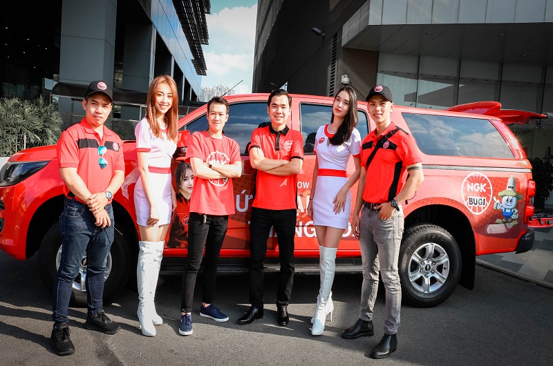 Rộn ràng đường phố cùng chương trình Roadshow hoành tráng của bugi NGK Việt Nam