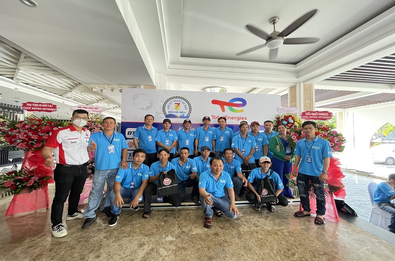 NGK SPARK PLUGS VIETNAM CELEBRATES THE ANNIVERSARY OF THE ESTABLISHMENT OF "KHANH HOA MOTORBIKE TECHNICAL ASSOCIATION"