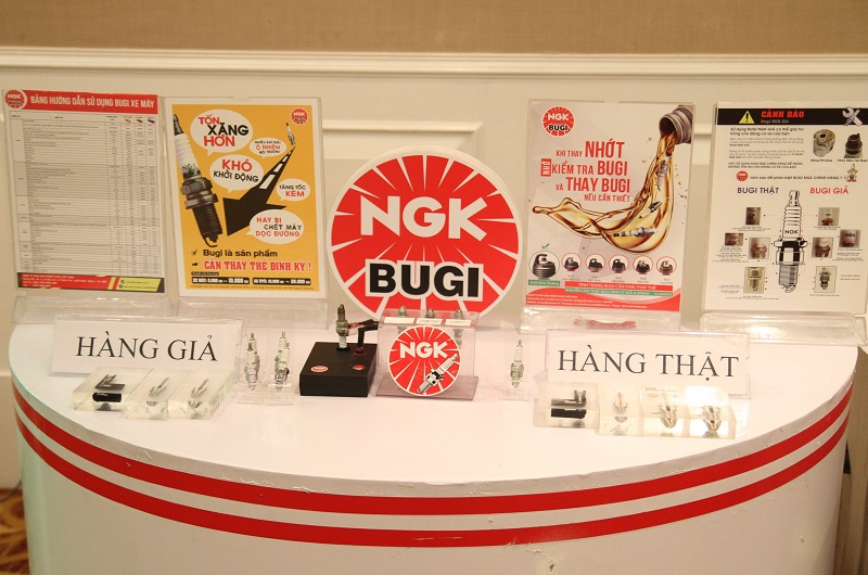 [HO CHI MINH CITY - December 2017] NGK & IDEMITSU CUSTOMER TECHNICAL WORKSHOP