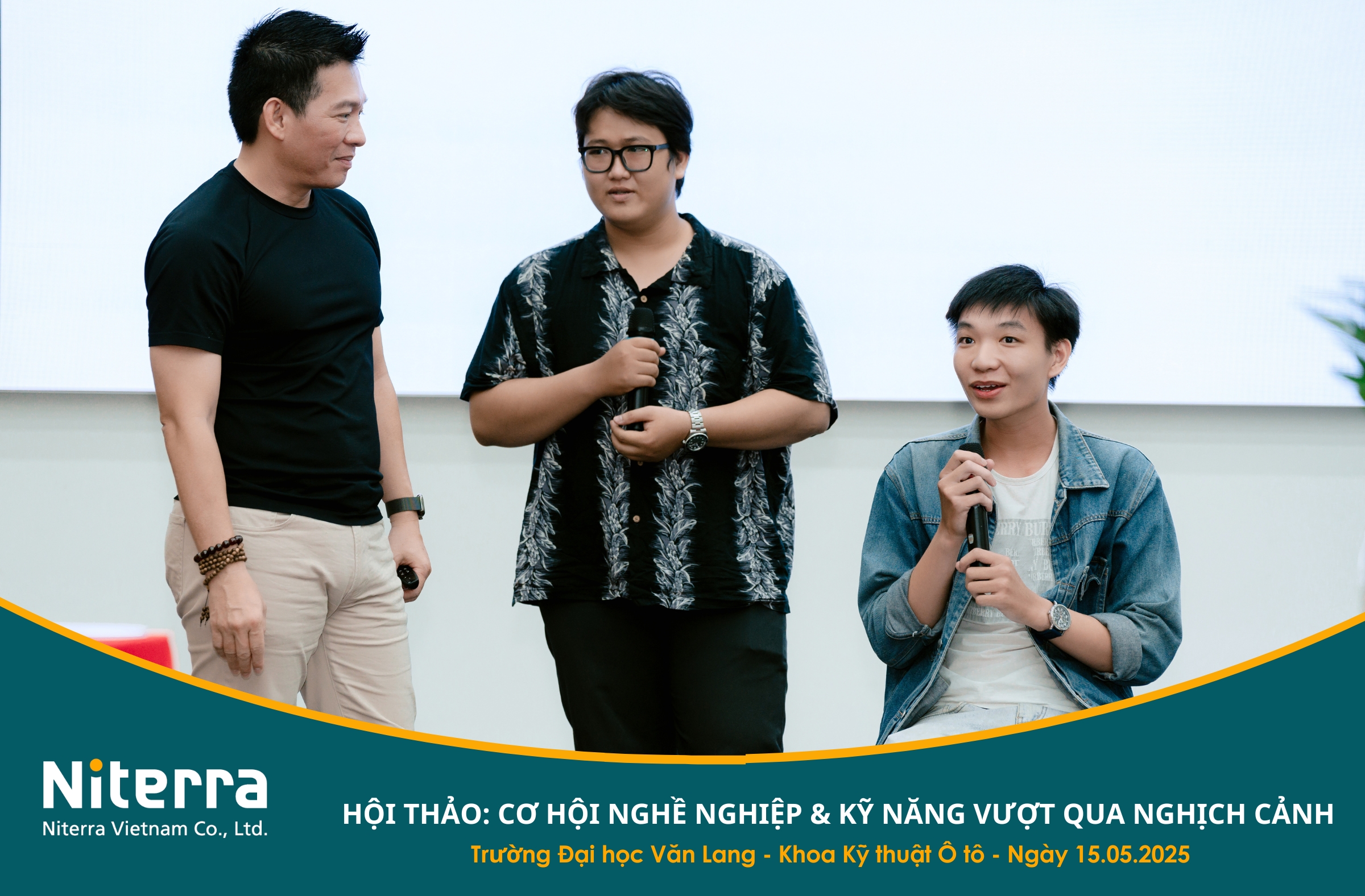 Nhiều bạn trẻ không ngần ngại thể hiện bản thân trên sân khấu.